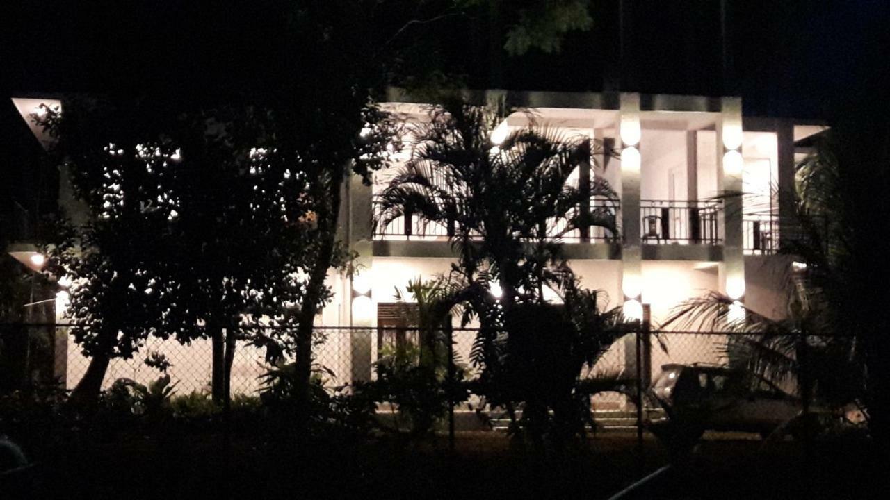 Risenlak Holiday Resort Polonnaruwa Zewnętrze zdjęcie